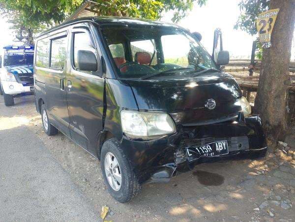 Kecelakaan Maut di Jalan Pandanwangi Jombang, Pelajar Tewas Tertabrak Gran Max Kecelakaan Maut di Jalan Pandanwangi Jombang, Pelajar Tewas Tertabrak Gran Max