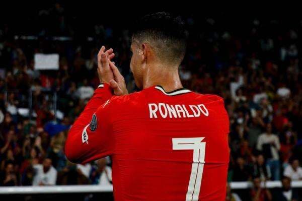 Cristiano Ronaldo Resmi Umumkan Pensiun usai Piala Dunia 2026 Cristiano Ronaldo Resmi Umumkan Pensiun usai Piala Dunia 2026