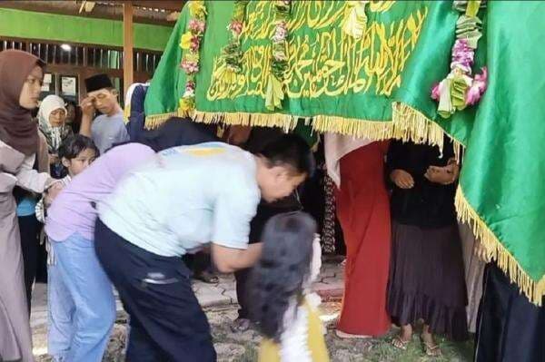 Kronologi Lengkap Pelajar SMP Tewas Di-Bully Teman Kelas di Grobogan Kronologi Lengkap Pelajar SMP Tewas Di-Bully Teman Kelas di Grobogan