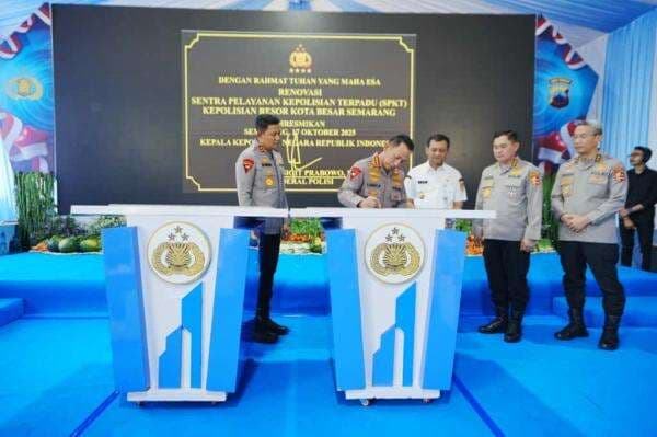 Kapolri Resmikan SPPG di Jateng, Pastikan Penuhi SOP Penyajian MBG Kapolri Resmikan SPPG di Jateng, Pastikan Penuhi SOP Penyajian MBG