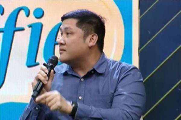 Kreator Konten Sentana Mikhael Sinaga: Eggi Sudjana Benar Temui Jokowi, tapi Tidak Minta Maaf Kreator Konten Sentana Mikhael Sinaga: Eggi Sudjana Benar Temui Jokowi, tapi Tidak Minta Maaf