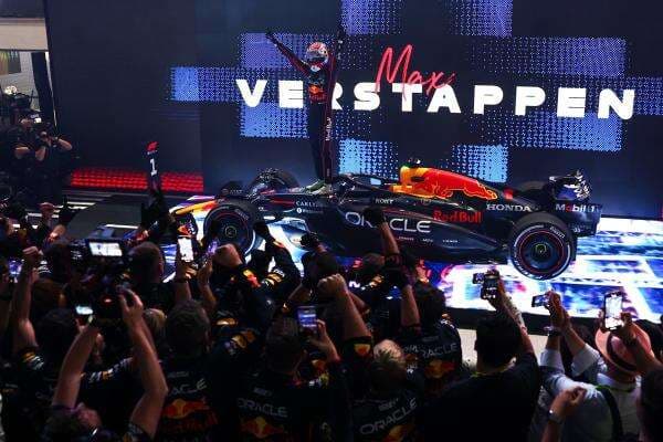 Hasil Race F1 GP Qatar 2025: Max Verstappen Menang, Gelar Juara Ditentukan di Seri Terakhir! Hasil Race F1 GP Qatar 2025: Max Verstappen Menang, Gelar Juara Ditentukan di Seri Terakhir!