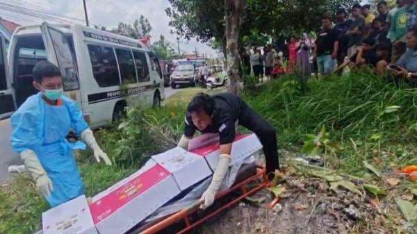 Identitas Pemotor Tewas Tabrakan dengan Truk di Tulungagung, Warga Blitar Identitas Pemotor Tewas Tabrakan dengan Truk di Tulungagung, Warga Blitar