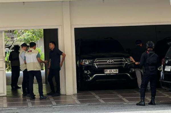 KPK Geledah Rumah Dinas Gubernur Riau Abdul Wahid, Apa yang Disita? KPK Geledah Rumah Dinas Gubernur Riau Abdul Wahid, Apa yang Disita?