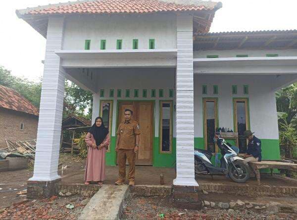 Dengarkan Keluh Kesah Warga, 12 RTLH di Pasembon Probolinggo Dibangun di Tahun 2024 Dengarkan Keluh Kesah Warga, 12 RTLH di Pasembon Probolinggo Dibangun di Tahun 2024