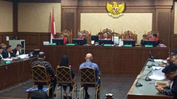 Jaksa Ungkap Rapat Tak Lazim Nadiem saat Bahas Pengadaan Chromebook Jaksa Ungkap Rapat Tak Lazim Nadiem saat Bahas Pengadaan Chromebook