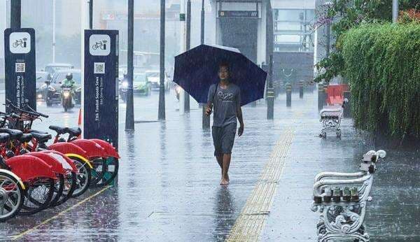 BMKG Prediksi Musim Hujan 2025/2026 Datang Lebih Awal, Berlangsung hingga April BMKG Prediksi Musim Hujan 2025/2026 Datang Lebih Awal, Berlangsung hingga April