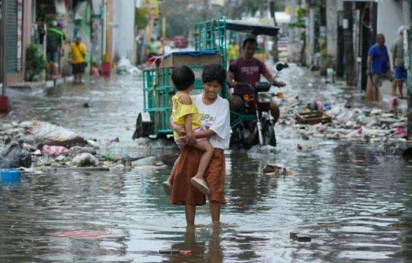 Taiwan Bersiap Diterjang Topan Fungwong, Ribuan Orang Dievakuasi Taiwan Bersiap Diterjang Topan Fungwong, Ribuan Orang Dievakuasi