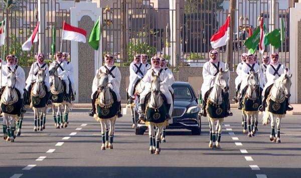 Dikawal Pasukan Bekuda, Presiden Prabowo Tiba di Istana Al-Salam Arab Saudi Dikawal Pasukan Bekuda, Presiden Prabowo Tiba di Istana Al-Salam Arab Saudi