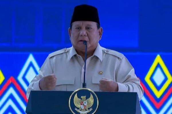 Prabowo Kaget Lihat Analisis Perpecahan Kabinet di Medsos: Jangan Percaya Prabowo Kaget Lihat Analisis Perpecahan Kabinet di Medsos: Jangan Percaya