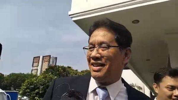 Isi Garasi Menkeu Purbaya yang Hartanya Rp39,2 Miliar, Vario hingga Alphard Isi Garasi Menkeu Purbaya yang Hartanya Rp39,2 Miliar, Vario hingga Alphard