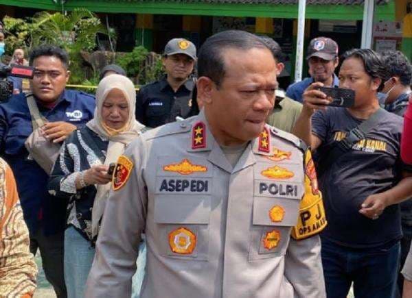 Mobil MBG Tabrak Kerumunan Siswa SD di Jakut, Kapolda Metro Pastikan Tak Ada Korban Tewas Mobil MBG Tabrak Kerumunan Siswa SD di Jakut, Kapolda Metro Pastikan Tak Ada Korban Tewas