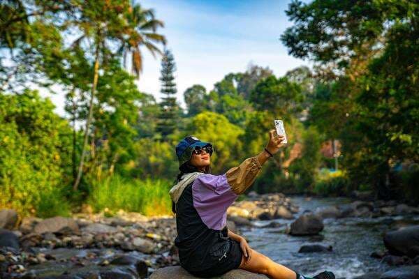 7 Tempat Camping di Bogor Dekat Sungai Begitu Tenang, Nikmat Mana Lagi yang Kau Dustakan 7 Tempat Camping di Bogor Dekat Sungai Begitu Tenang, Nikmat Mana Lagi yang Kau Dustakan