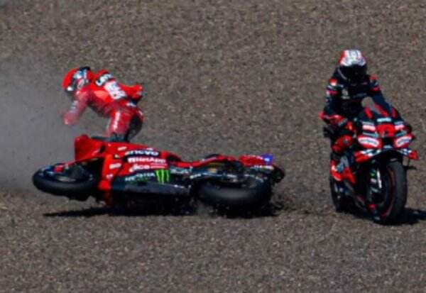 Kecelakaan Marc Marquez Paling Mengerikan Ternyata Terjadi di Mandalika, Bukan Jerez! Kecelakaan Marc Marquez Paling Mengerikan Ternyata Terjadi di Mandalika, Bukan Jerez!