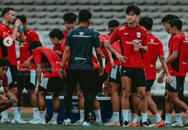 Penyebab Indra Sjafri Pulangkan 3 Pemain Diaspora Timnas Indonesia U-22 Jelang Lawan Mali Penyebab Indra Sjafri Pulangkan 3 Pemain Diaspora Timnas Indonesia U-22 Jelang Lawan Mali