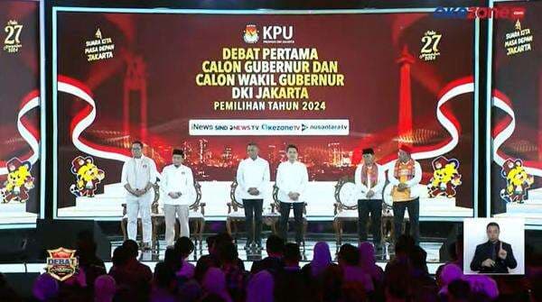 Warga Jakarta Nyoblos Cagub-Cawagub Pilkada 2024 Hari Ini Warga Jakarta Nyoblos Cagub-Cawagub Pilkada 2024 Hari Ini