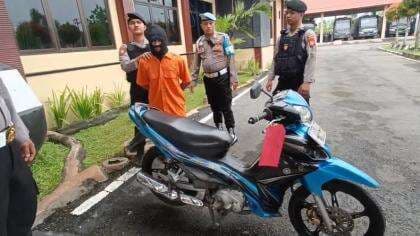 Pria Ini Nekat Perkosa Nenek 64 Tahun, Korban Dicekoki Miras Pria Ini Nekat Perkosa Nenek 64 Tahun, Korban Dicekoki Miras