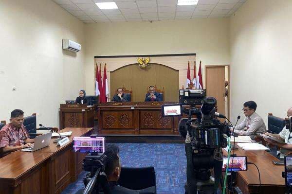 KIP Cecar KPU soal Pengecualian Informasi di Salinan Ijazah Jokowi: Anda Paham Tidak? KIP Cecar KPU soal Pengecualian Informasi di Salinan Ijazah Jokowi: Anda Paham Tidak?