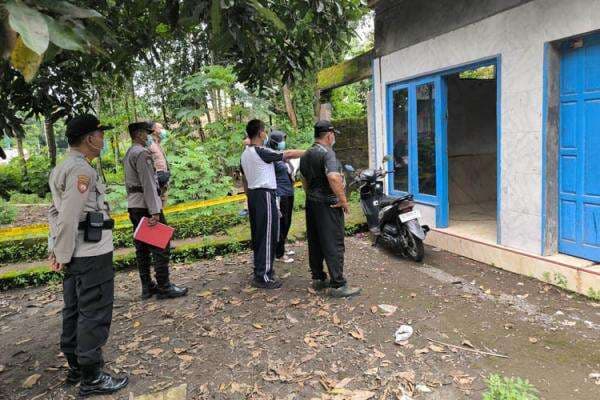 Hidup Sebatang Kara, Pria di Kulonprogo Ditemukan Tewas Membusuk Hidup Sebatang Kara, Pria di Kulonprogo Ditemukan Tewas Membusuk
