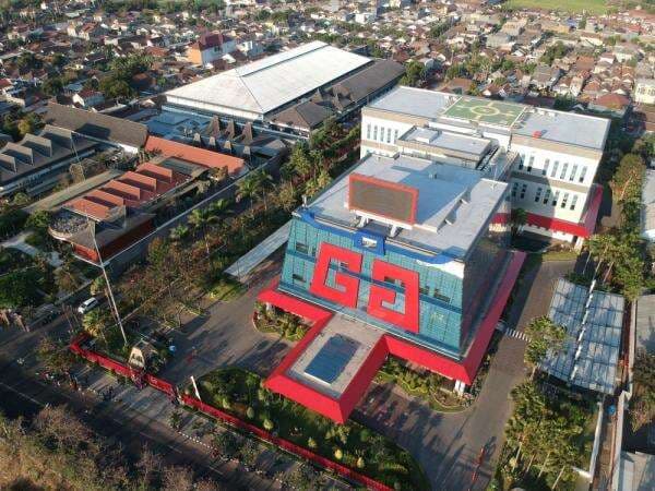 Viral PHK Buruh Gudang Garam, KSPI: Jadi Alarm Pelemahan Daya Beli Viral PHK Buruh Gudang Garam, KSPI: Jadi Alarm Pelemahan Daya Beli