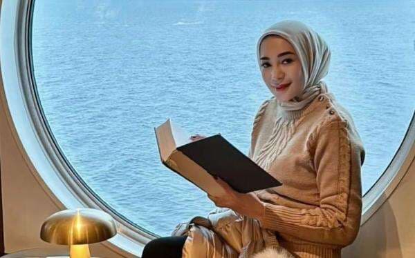 Buka Aib Keluarga, Andre Taulany Diingatkan Erin Jangan Cari Duniawi Terus Belajar Agama Buka Aib Keluarga, Andre Taulany Diingatkan Erin Jangan Cari Duniawi Terus Belajar Agama