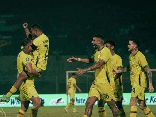 Hasil di Liga 1: Madura United Tumbang 2-4 dari Barito Putera di Gelora Bangkalan Hasil di Liga 1: Madura United Tumbang 2-4 dari Barito Putera di Gelora Bangkalan