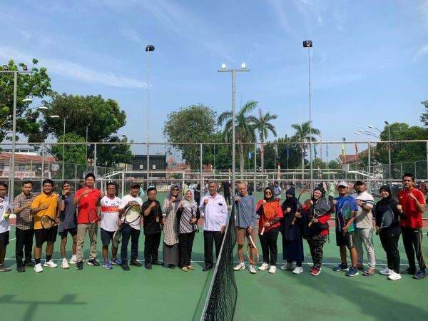 Serba-Serbi Lomba HUT RI ke-80 di Kampus Unsika Dorong Semangat Nasionalisme Dosen dan Mahasiswa Serba-Serbi Lomba HUT RI ke-80 di Kampus Unsika Dorong Semangat Nasionalisme Dosen dan Mahasiswa