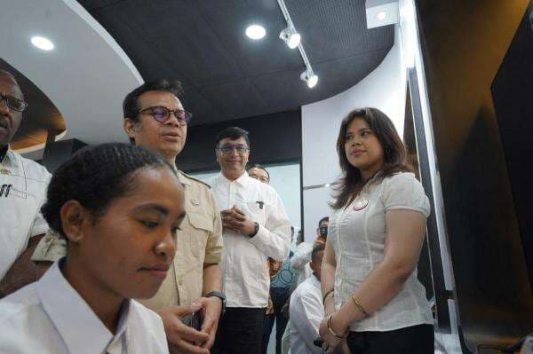 Indosat Hadirkan AI Center di Jayapura, Cetak Talenta Digital Lokal Indosat Hadirkan AI Center di Jayapura, Cetak Talenta Digital Lokal