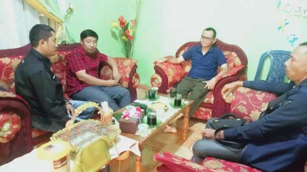 Jalin Silaturahmi, Tim iNewsWayKanan. id Kunjungi Kepala SMAN 1 Buay Bahuga Jalin Silaturahmi, Tim iNewsWayKanan. id Kunjungi Kepala SMAN 1 Buay Bahuga