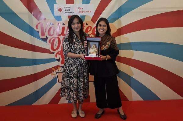 Aktif dalam Aksi Kemanusiaan, MNC Peduli Raih Volunteer Award 2025 dari PMI Jakpus Aktif dalam Aksi Kemanusiaan, MNC Peduli Raih Volunteer Award 2025 dari PMI Jakpus