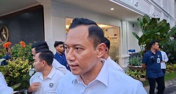 AHY Sebut Kemungkinan APBN Dipakai Buat Bayar Utang Whoosh AHY Sebut Kemungkinan APBN Dipakai Buat Bayar Utang Whoosh