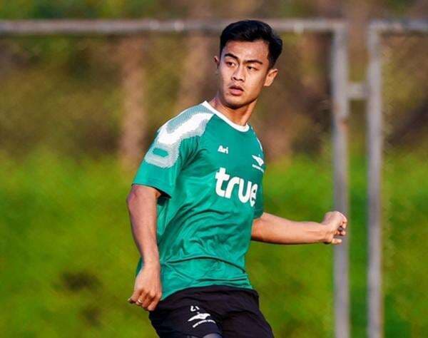 Ayah Meninggal Dunia, Pratama Arhan Absen di Laga Persib Bandung vs Bangkok United? Ayah Meninggal Dunia, Pratama Arhan Absen di Laga Persib Bandung vs Bangkok United?