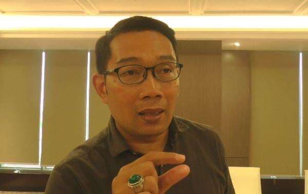 Muslim Jaya: Fitnah Lisa Mariana Pemicu Rumah Tangga Ridwan Kamil Retak Muslim Jaya: Fitnah Lisa Mariana Pemicu Rumah Tangga Ridwan Kamil Retak