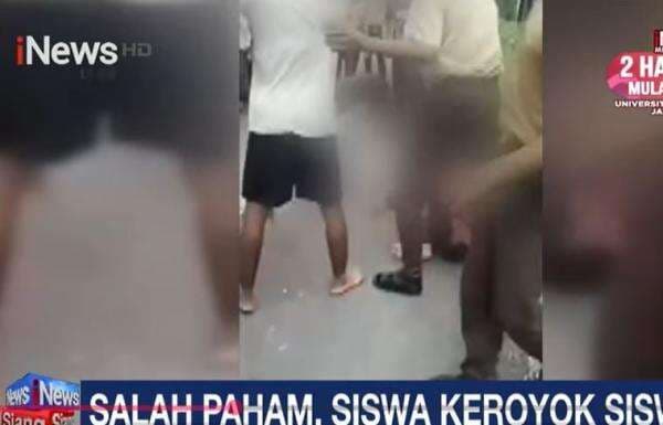 Viral Pelajar Dikeroyok hingga Terkapar di Langkat, 2 Pelaku Ditangkap Viral Pelajar Dikeroyok hingga Terkapar di Langkat, 2 Pelaku Ditangkap
