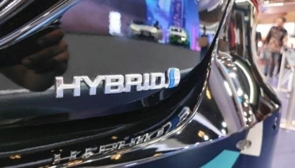 Apakah Pajak Mobil Hybrid Lebih Mahal daripada Mobil Listrik? Ini Penjelasannya Apakah Pajak Mobil Hybrid Lebih Mahal daripada Mobil Listrik? Ini Penjelasannya