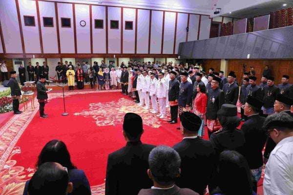 4 ASN Jakarta Langgar Rabu Naik Transportasi Umum, Pramono: Dibina Serius atau Dibinasakan! 4 ASN Jakarta Langgar Rabu Naik Transportasi Umum, Pramono: Dibina Serius atau Dibinasakan!