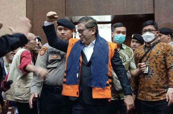 4 Kelompok Massa Bakal Demo saat Sidang Hasto, 1.108 Polisi Dikerahkan 4 Kelompok Massa Bakal Demo saat Sidang Hasto, 1.108 Polisi Dikerahkan
