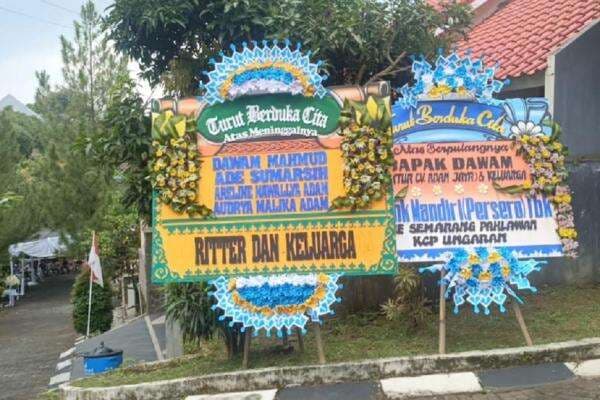 4 Orang Jemaah Umrah Korban Tewas Bus Terbakar Ternyata Sekeluarga asal Semarang 4 Orang Jemaah Umrah Korban Tewas Bus Terbakar Ternyata Sekeluarga asal Semarang