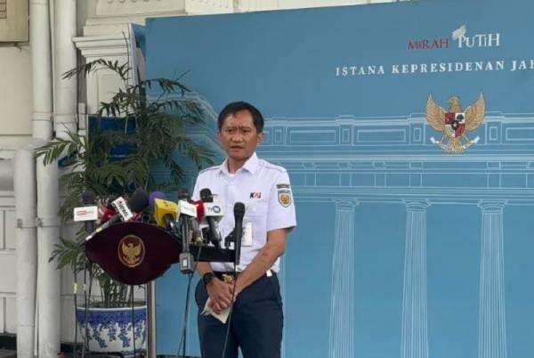 Bertemu Presiden Prabowo, Dirut KAI Lapor Kesiapan Operasional Kereta Khusus Petani dan Pedagang Bertemu Presiden Prabowo, Dirut KAI Lapor Kesiapan Operasional Kereta Khusus Petani dan Pedagang