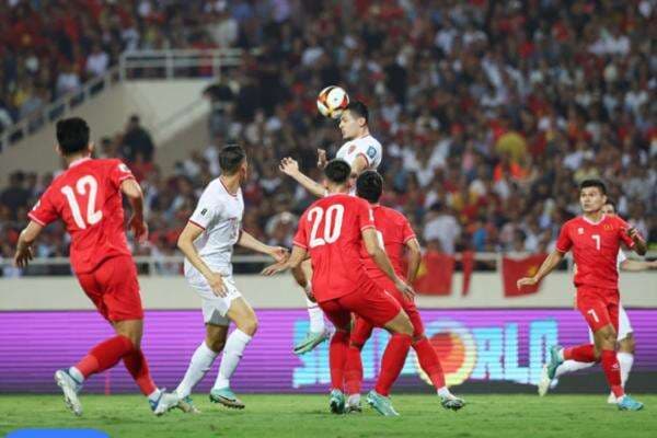 Kisah Timnas Vietnam yang Unggul 81 Peringkat atas Timnas Indonesia, Kini Cuma Terpaut 2 Posisi! Kisah Timnas Vietnam yang Unggul 81 Peringkat atas Timnas Indonesia, Kini Cuma Terpaut 2 Posisi!