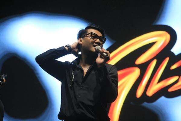 Konser Festival 76 di Jombang Sukses, Ribuan Anak Muda Kota Santri Terhibur Konser Festival 76 di Jombang Sukses, Ribuan Anak Muda Kota Santri Terhibur