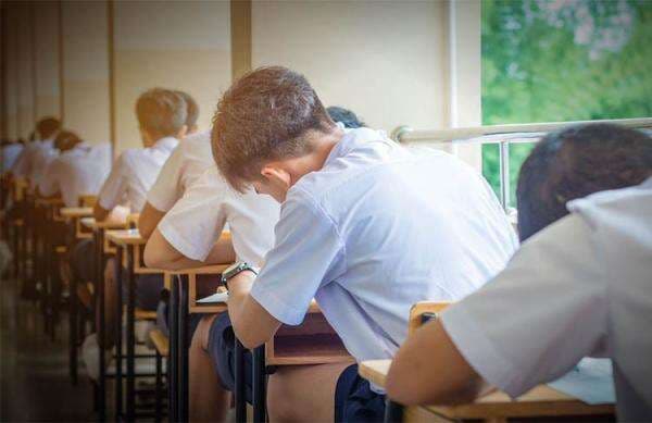 Gunakan Aplikasi Pijar Sekolah, Penilaian Akhir Semester Semakin Mudah Gunakan Aplikasi Pijar Sekolah, Penilaian Akhir Semester Semakin Mudah