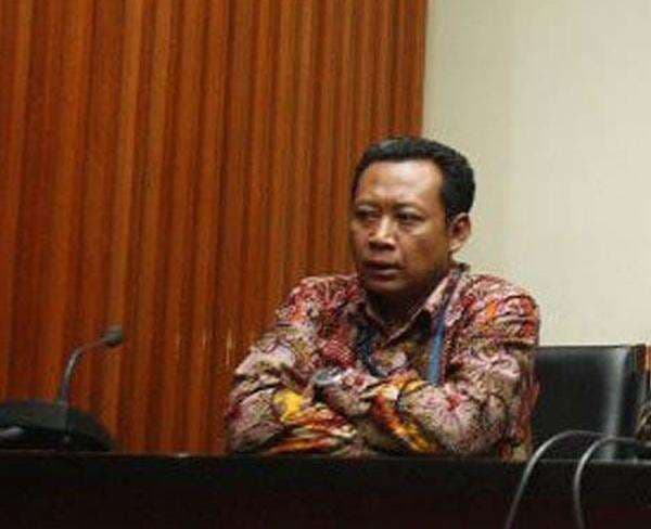 KPK Tangkap Pegawai Pajak Jakut, Sita Ratusan Juta Rupiah dan Mata Uang Asing KPK Tangkap Pegawai Pajak Jakut, Sita Ratusan Juta Rupiah dan Mata Uang Asing