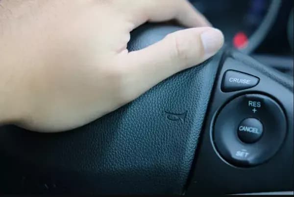 Jangan Asal Klakson! Ini 3 Tempat yang Harus Dihindari Jangan Asal Klakson! Ini 3 Tempat yang Harus Dihindari