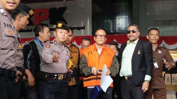 KPK Perpanjang Penahanan Eks Wamenaker Noel Selama 40 Hari KPK Perpanjang Penahanan Eks Wamenaker Noel Selama 40 Hari