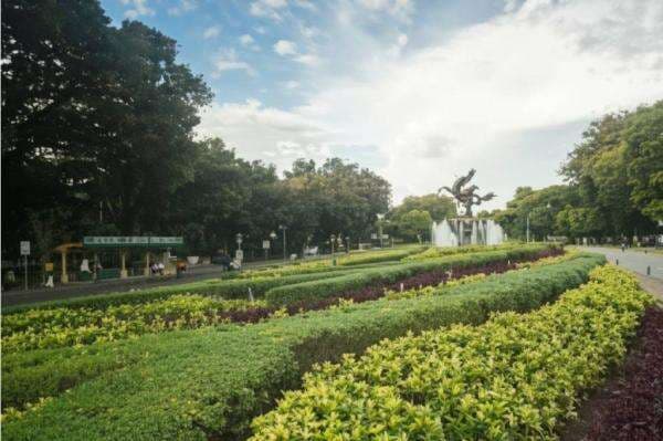3 Tempat Lari Malam di Menteng yang Bikin Segar Pikiran Setelah Seharian Bekerja! 3 Tempat Lari Malam di Menteng yang Bikin Segar Pikiran Setelah Seharian Bekerja!
