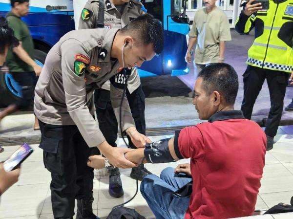 Polda Sulbar Periksa Kelayakan Angkutan Umum Jelang Mudik Ramadan Polda Sulbar Periksa Kelayakan Angkutan Umum Jelang Mudik Ramadan