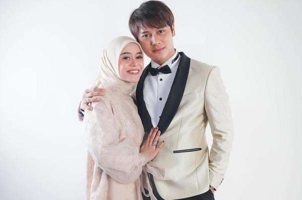 Rizky Billar Kesal Dituding Terlalu Nafsuan karena Lesti Hamil Lagi Rizky Billar Kesal Dituding Terlalu Nafsuan karena Lesti Hamil Lagi