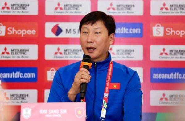 Komentar Berkelas Kim Sang-sik usai Timnas Vietnam U-23 Tembus Semifinal Piala Asia U-23 2026 Komentar Berkelas Kim Sang-sik usai Timnas Vietnam U-23 Tembus Semifinal Piala Asia U-23 2026