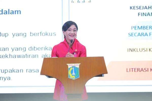 Friderica Widyasari Dewi Ditunjuk jadi ADK Pengganti Ketua dan Wakil Ketua OJK Friderica Widyasari Dewi Ditunjuk jadi ADK Pengganti Ketua dan Wakil Ketua OJK